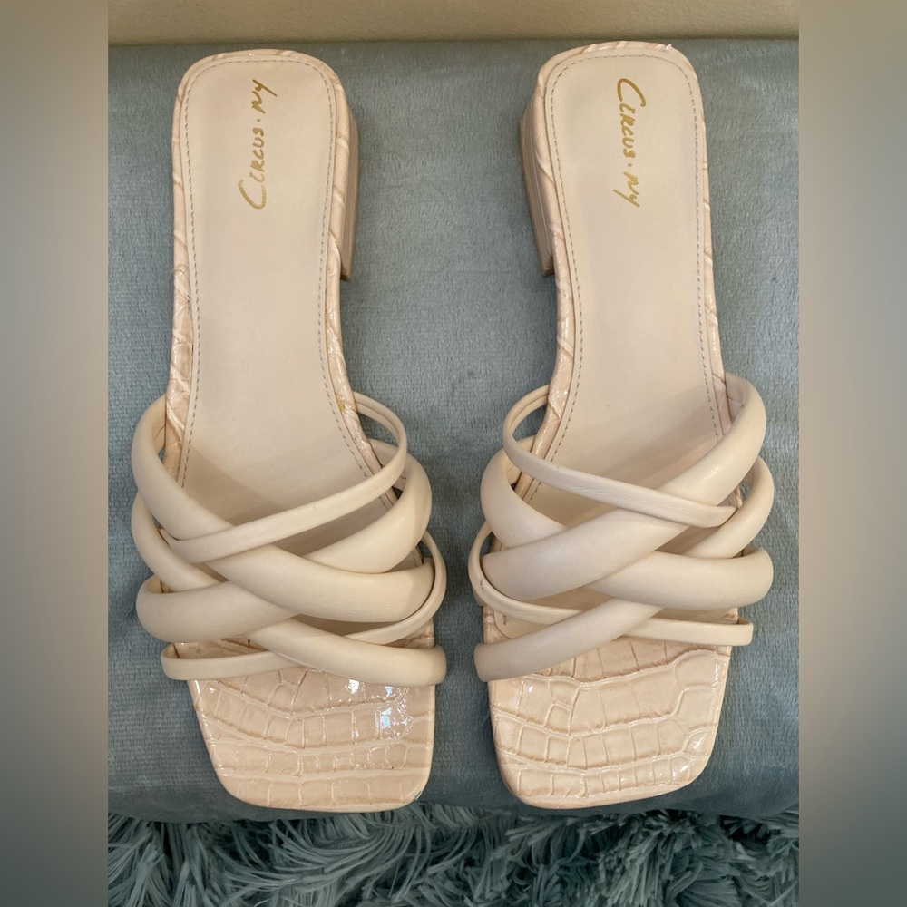 Circus by Sam Edelman Cream Woven Slide Sandals